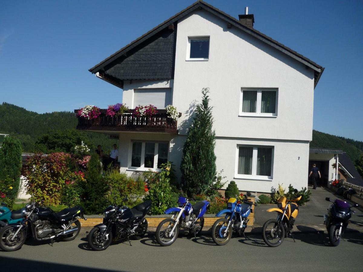 Ferienwohnung Waltraud Brilon Exterior foto